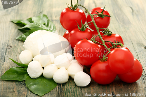 Image of Tomato, mozzarella and basil.