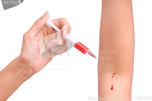 Image of Patient make an injection for himself