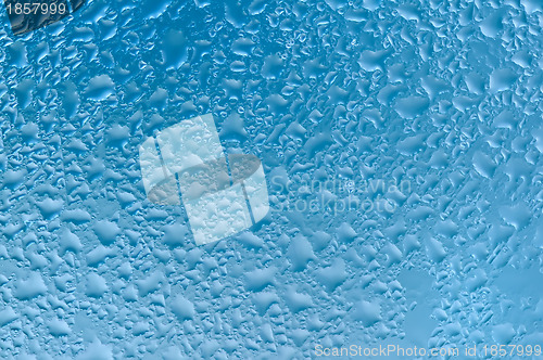 Image of raindrops on the window after rain