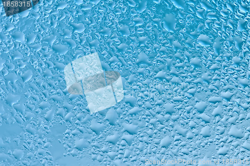 Image of raindrops on the window after rain