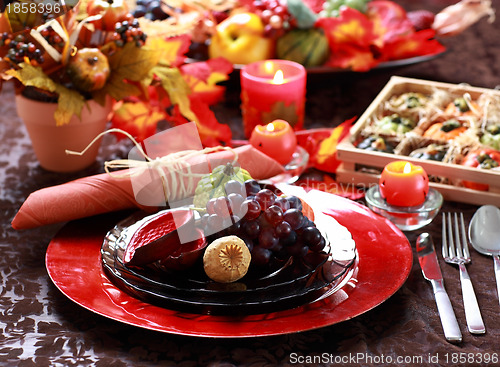 Image of Table decorated for Thanksgiving