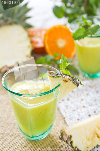 Image of Pineapple and Guava smoothie