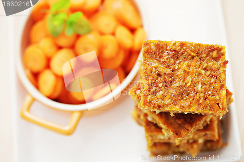 Image of carrot cake with coconut