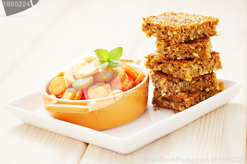 Image of carrot cake with coconut