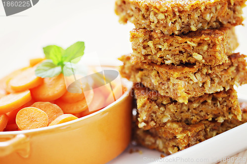 Image of carrot cake with coconut