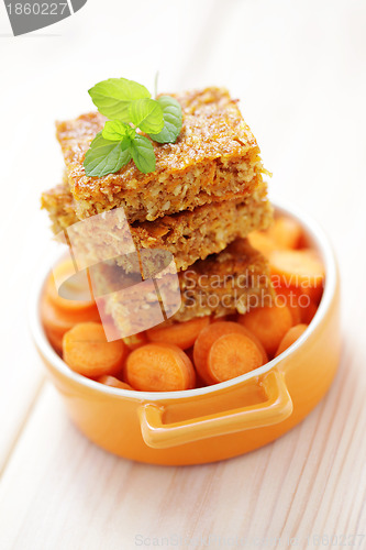Image of carrot cake with coconut