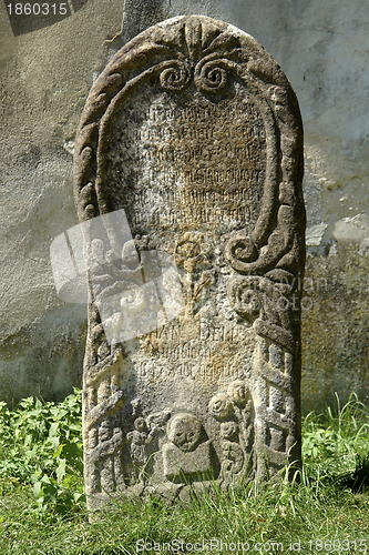 Image of gravestone