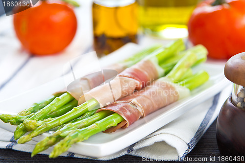 Image of Asparagus wrapped in Prosciutto