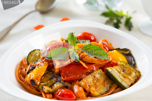 Image of Fettuccine with grilled vegetables in tomato sauce