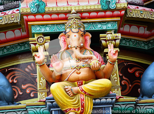 Image of hindu temple statue