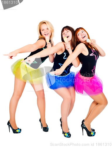 Image of Three pretty girls singing