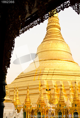 Image of Schwedagon temple in Yangon,Burma