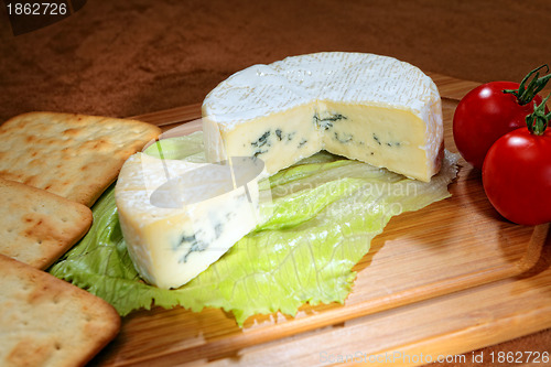 Image of Blue-veined camembert
