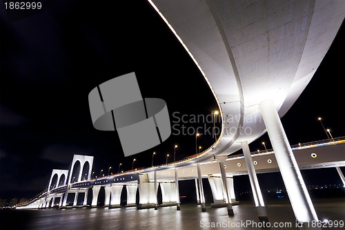 Image of Sai Van Bridge in Macau at night