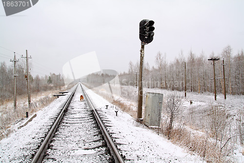 Image of old semaphore on snow railway