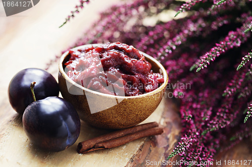 Image of plum and apple chutney