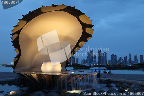 Image of Pearl and Oyster fountain in Doha / Qatar