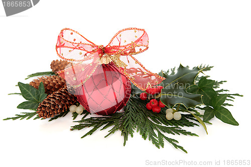 Image of Christmas Bauble and Flora