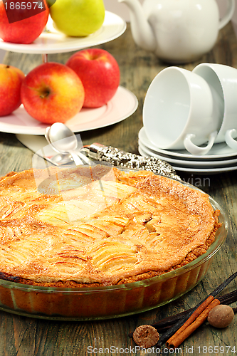 Image of Alsatian apple pie. 