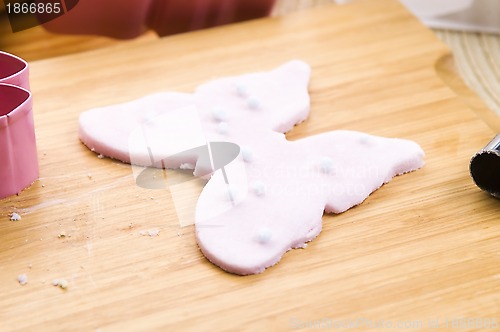 Image of Homemade frosting decoration