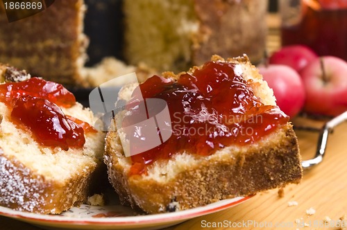 Image of Traditional Polish Cake with apple marmelade