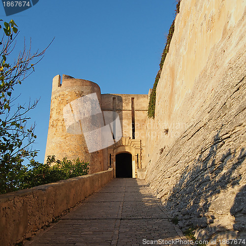Image of Bonifacio genovese fortification gateway