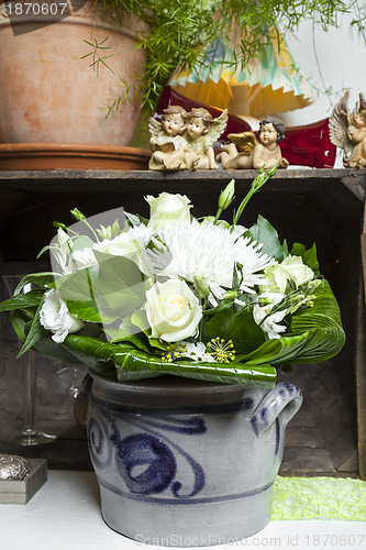 Image of flowers white