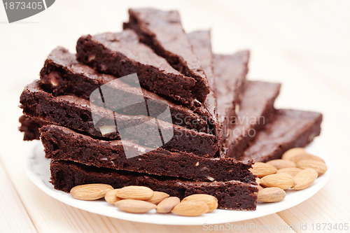 Image of brownie with almonds 