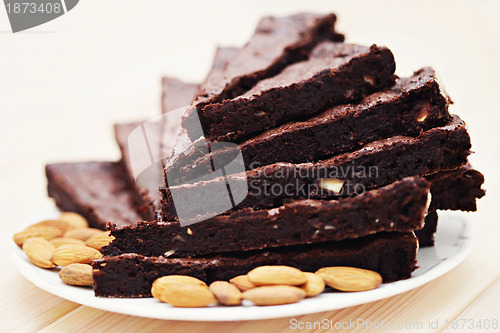 Image of brownie with almonds 