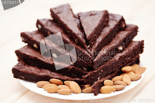 Image of brownie with almonds 