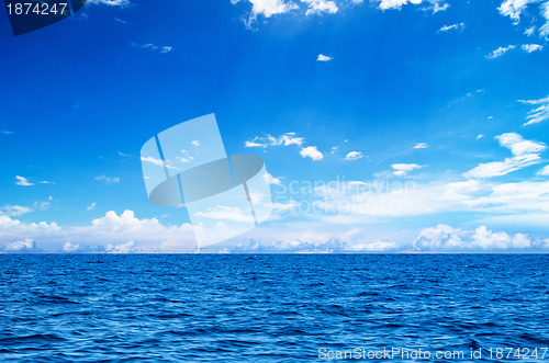 Image of ocean and perfect sky