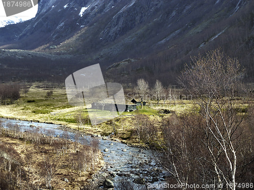 Image of cottage in the mountains of norway