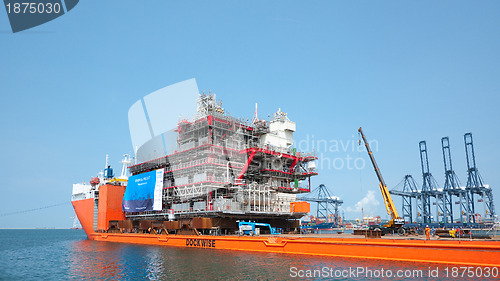 Image of Shipment of oil rig module from Thailand to Norway