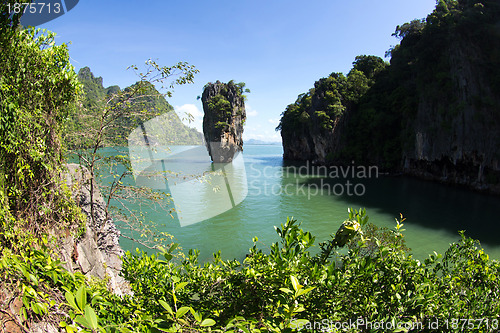 Image of james bond island 