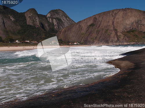 Image of Itacoatiara beach in Niteroi, Brazil