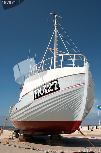 Image of Stranded danish fishingboat.