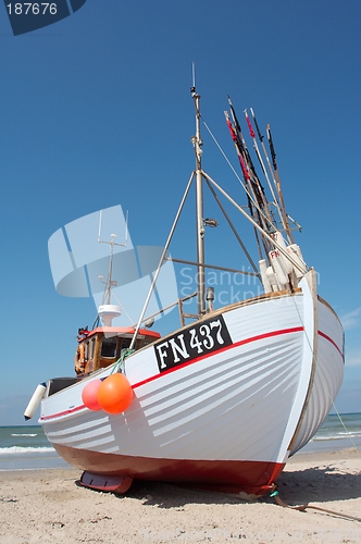 Image of A stranded fishingboat