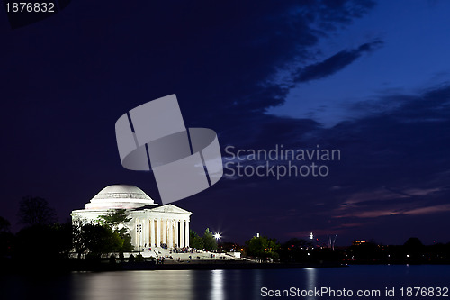 Image of Jefferson Memorial in Washington DC at Dusk