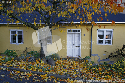 Image of Autumn cottage