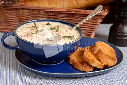 Image of New England Clam Chowder in a blue bowl