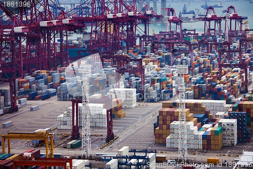 Image of busy port in Hong Kong