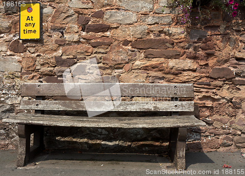 Image of empty bench