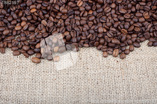 Image of Brown roasted coffee beans.