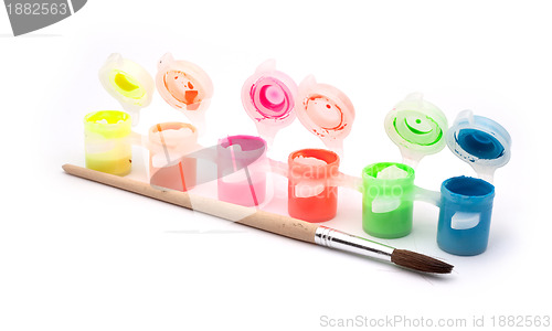 Image of Paints with a paintbrush