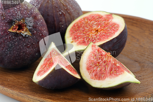 Image of Figs on Wooden Plate
