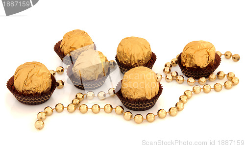 Image of Gold Chocolate Balls