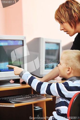 Image of it education with children in school