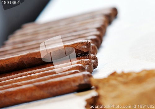 Image of man making luxury handmade cuban cigare