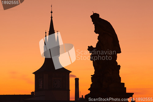 Image of The statue and famous tower 