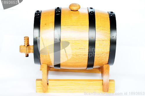 Image of Wooden wine jar